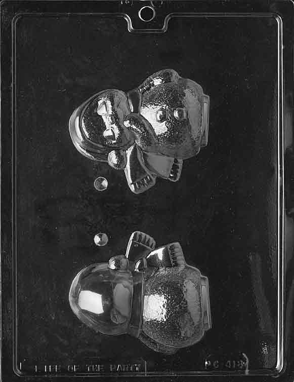 Mold showing both front and back of a snowman for 3D molding