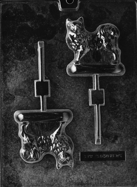 Circular chocolate mold of Samoyed face with Lollipop stick slot, fluffy cheeks, and smiling eyes.