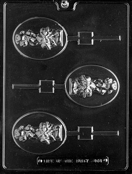 EASTER BASKET ON OVAL Lollipop mold featuring basket design on oval background.