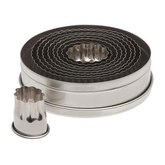 Ateco 5204 9-piece stainless steel fluted oval cutter set, neatly nested in a round storage tin.