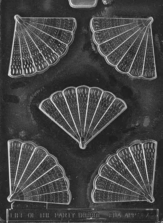 Chocolate mold M042 Small Fan with rounded fan shape and radiating line detail for elegant chocolate treats.