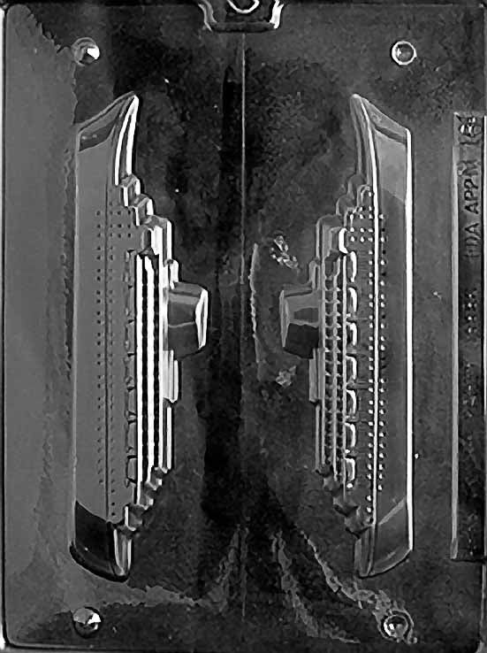 Chocolate mold N016 Ocean Lines 3D with dimensional ship-shaped cavities.