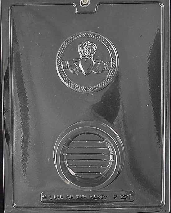 P025 CLADDAGH POUR BOX chocolate mold with round deep cavity embossed with Claddagh design.