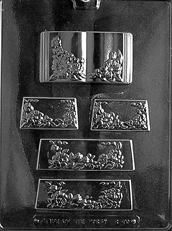 R070 COMMUNION POURBOX SEE BC20 BOT chocolate mold with deep cavity designed for filled communion candies.