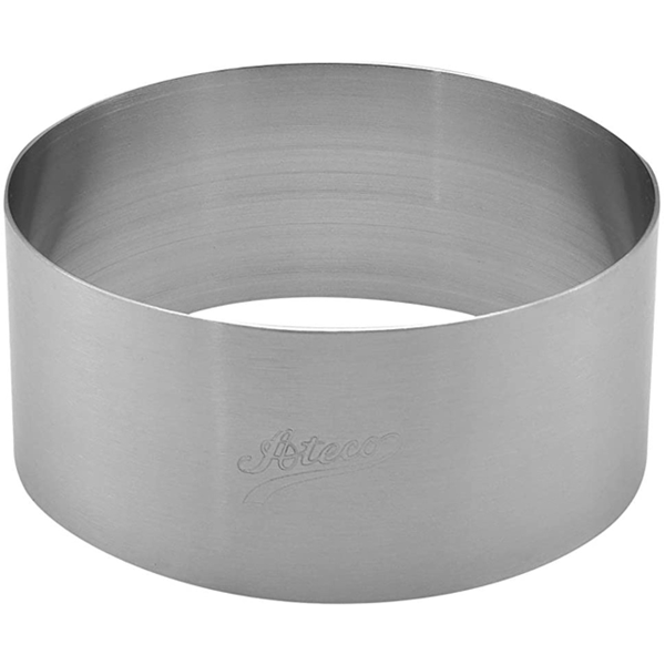 Ateco 4" x 1.75" Stainless Steel Ring Mold – Perfect for layered cakes, mousses, and plated dishes. Durable, seamless, and bottomless for easy food release.