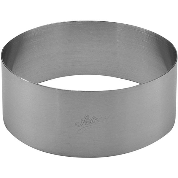 Ateco 4 3/4" x 1 3/4" Stainless Steel Ring Mold – Perfect for layered cakes, mousses, and plated dishes. Durable, seamless, and bottomless for easy food release.