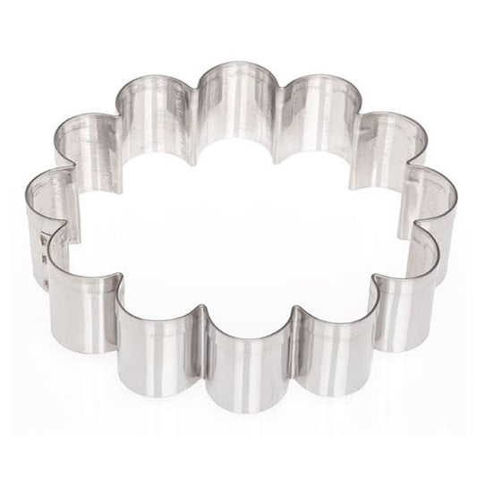 Stainless steel daisy/sunflower-shaped cookie cutter, 4 inches in size, designed for making flower-themed cookies.