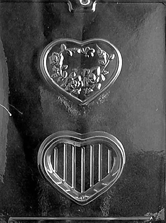 ROSE HEART Pour Box chocolate mold with heart-shaped pour box cavities decorated with roses; clear mold.