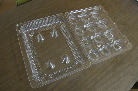 Cupcake Container 12 ct Clear