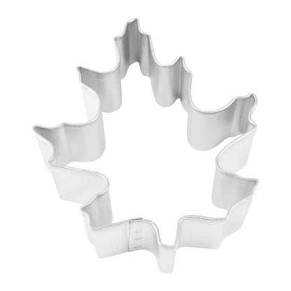 3.5-inch oak leaf cookie cutter with detailed wavy edges, perfect for fall baking projects.