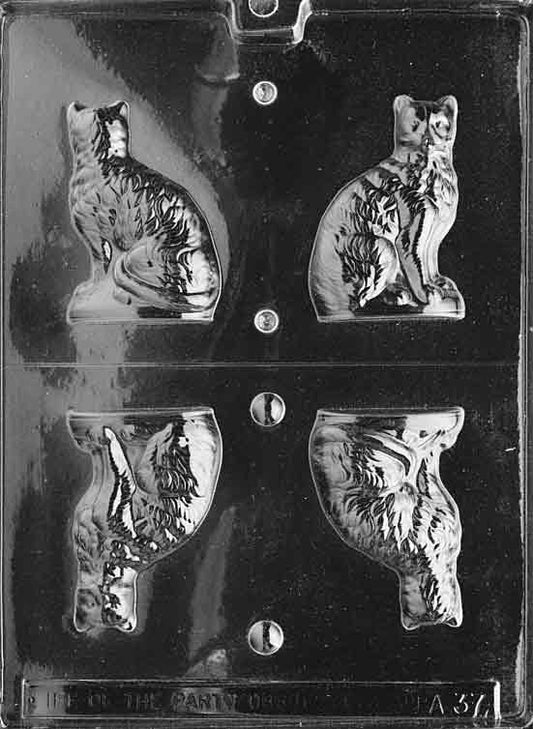 Two-piece mold making a small 3D cat with upright posture and pointed ears.