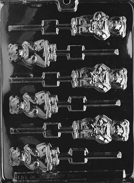 Mold sheet with two bear lollipop styles sized for “mama” and “papa,” each with rounded ears and paws.