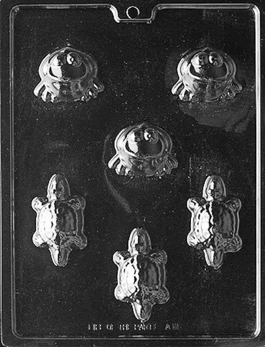 Mold with frog and turtle shapes featuring rounded bodies and defined shell/limb details.