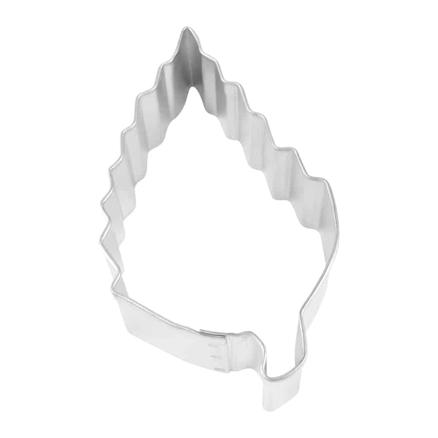 Tinplated steel Aspen Leaf Cookie Cutter with a serrated edge for realistic leaf shapes.
