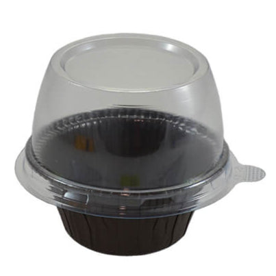 Round brown paper baking mold with a clear plastic lid, ideal for single-serving cakes, muffins, and quiches.