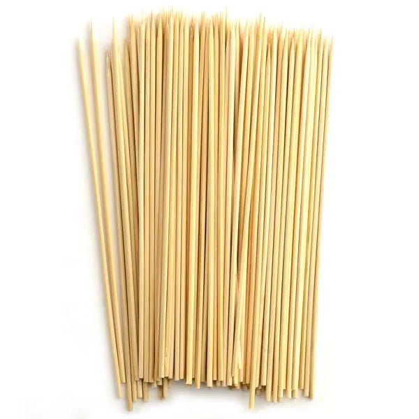 A bundle of 9-inch natural bamboo skewers, perfect for cake decorating, candy making, and baking projects. Pack of 100.