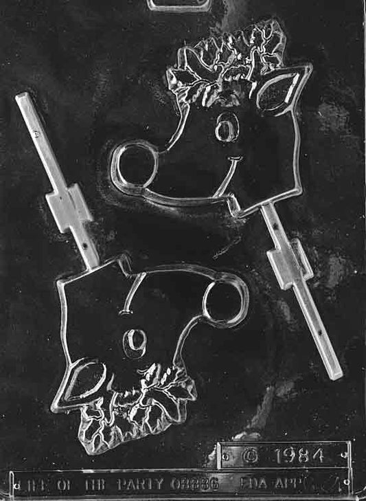 Clear round-faced reindeer lollipop mold; wide antlers, smooth cheeks; approx. 3.75 in square footprint, 1/2 in deep; C034
