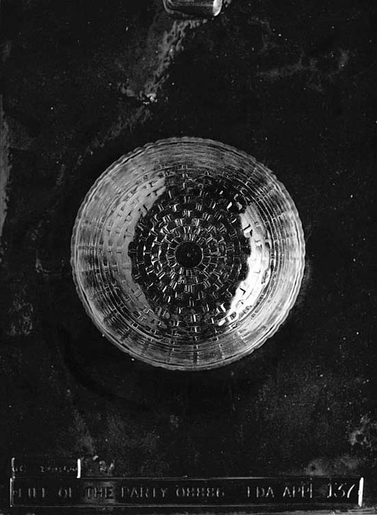 Chocolate mold shaped as round basket with deep open cavity.