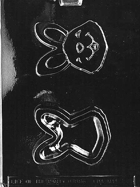 Chocolate mold shaped as bunny pour box with open cavity.