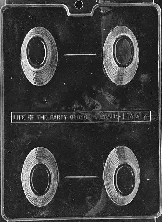 SMALL BASKET mold featuring miniature woven basket form with rounded edges.