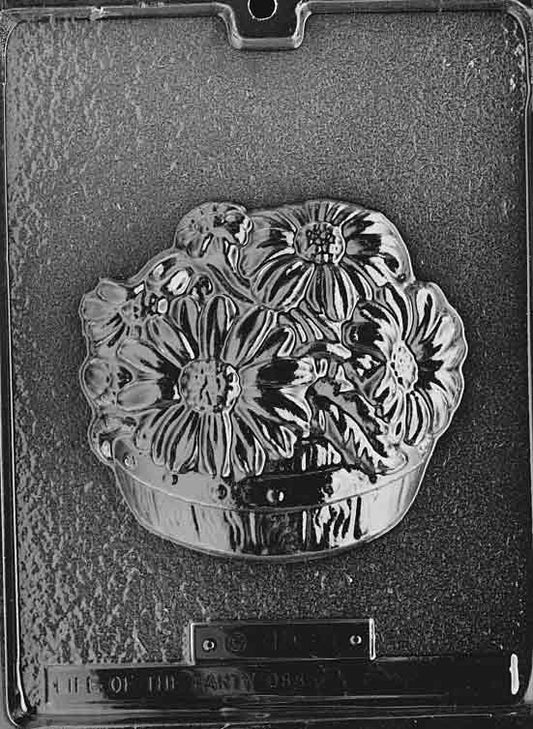 BASKET OF DAISIES mold featuring basket overflowing with daisy blossoms.