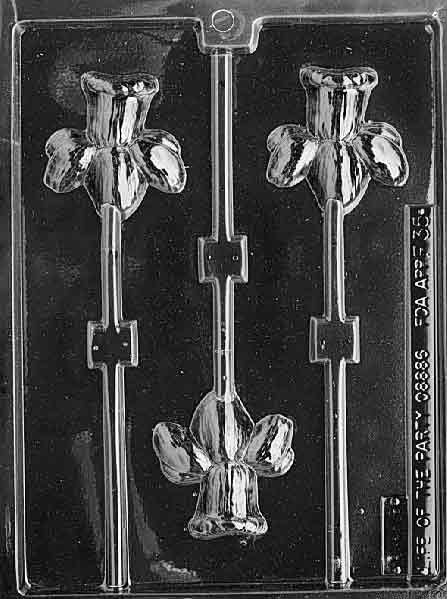 DAFFODIL Lollipop mold featuring daffodil blossom-shaped chocolate lollipops.