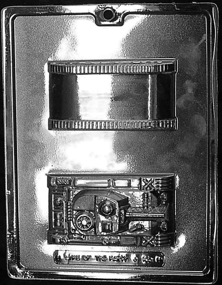 Image of ARMY TANK 3D mold with a deep tank-shaped cavity and full 3D chocolate design.