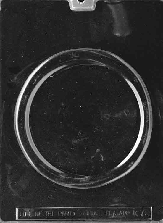 Pizza chocolate mold, round clear mold shaped like a full pizza with shallow surface details for decorating.