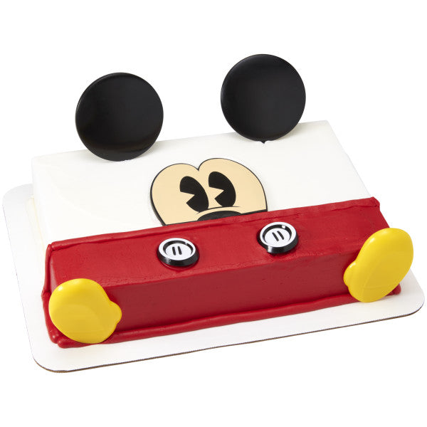 Rectangular cake decorated with Mickey Mouse DecoSet, creating a fun, playful design.