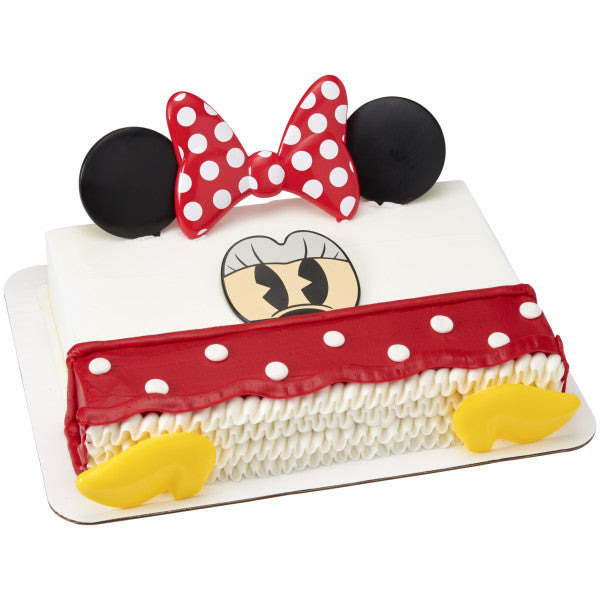 Rectangular cake with Minnie Mouse DecoSet, showcasing her signature bow and classic look.