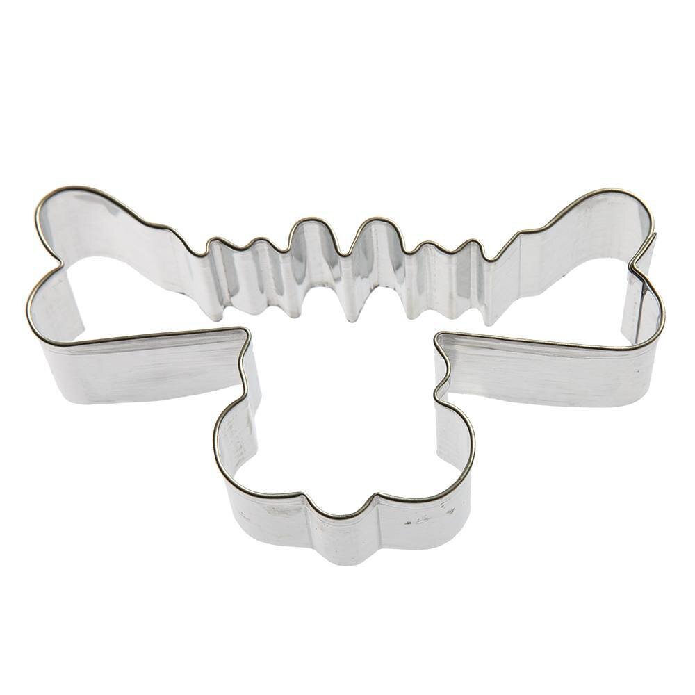 Moose head-shaped tin cookie cutter with sharp edges and silver finish.