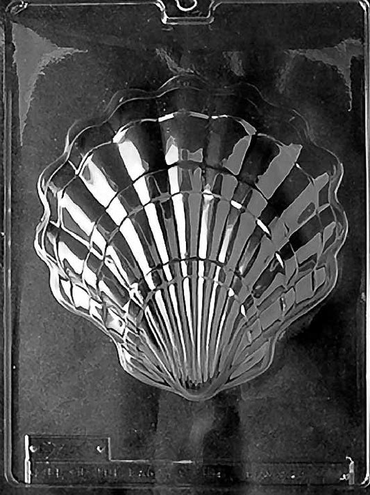 Chocolate mold N008 Large Shell with a single oversized seashell cavity.