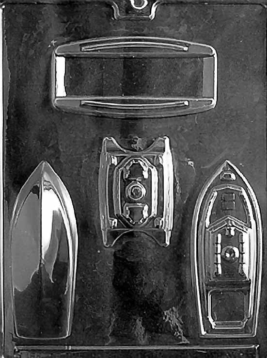 Chocolate mold N013 3D Boats with cavities for dimensional boat designs.