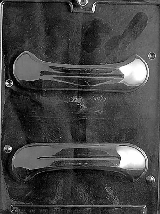Chocolate mold N042 Canoe with elongated hull cavity and tapered ends suggesting a small boat.