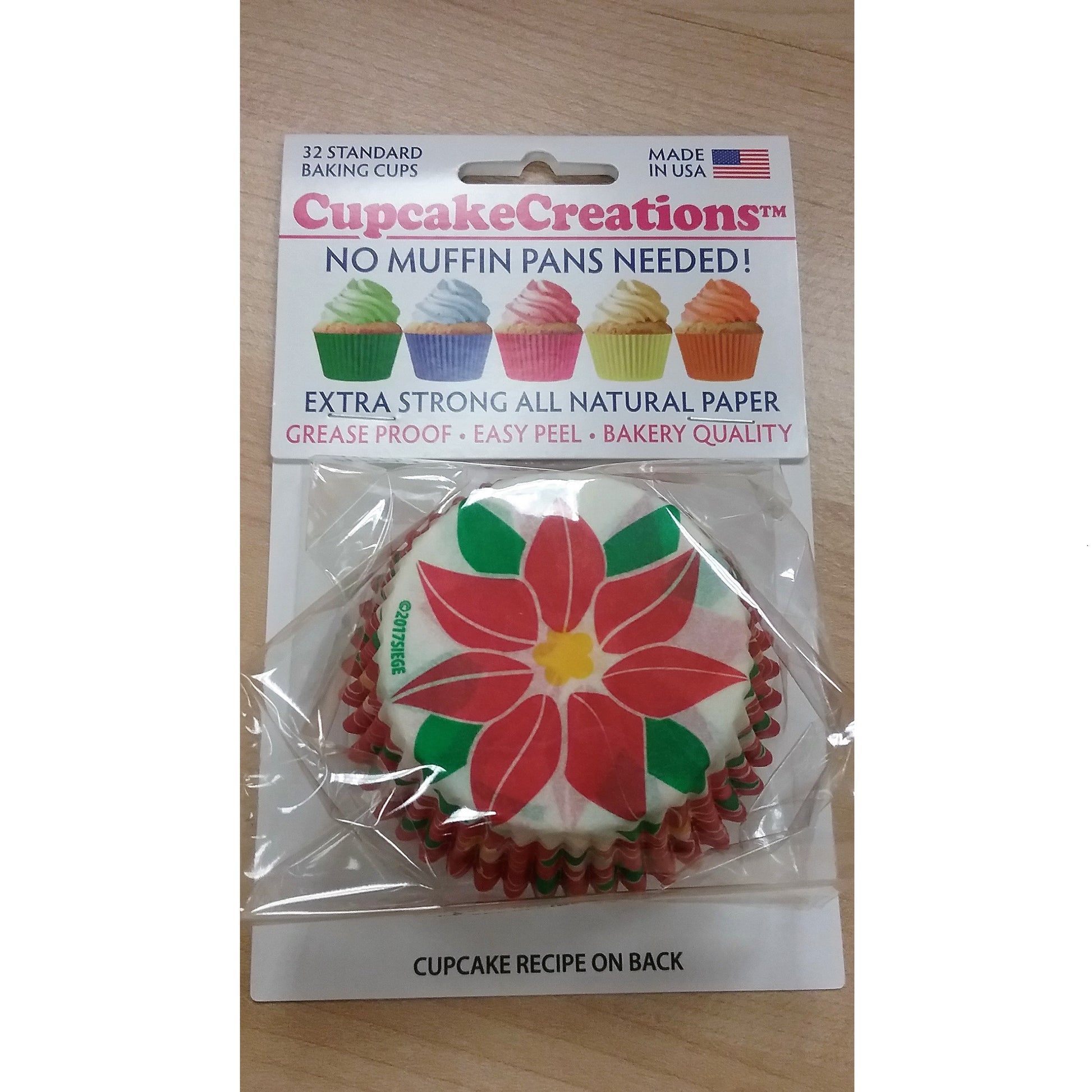 32 Count Package of Pointsetta themed cupcake liners