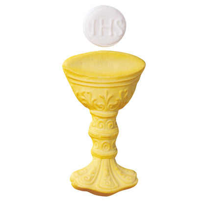 Pressed sugar chalice and host set, featuring a gold chalice and white host with 'IHS' inscription, perfect for religious celebrations.