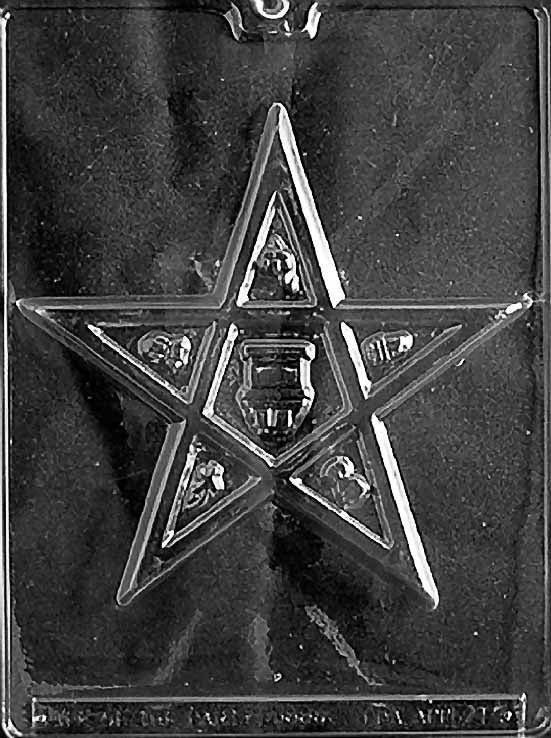 R001 EASTERN STAR chocolate mold with large five-pointed star cavity featuring bold outlines.