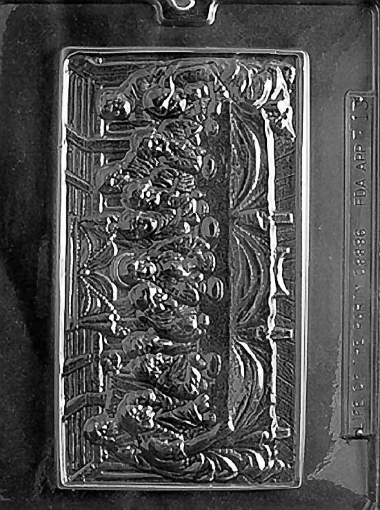 R013 LAST SUPPER chocolate mold with large rectangular cavity embossed with the Last Supper scene.