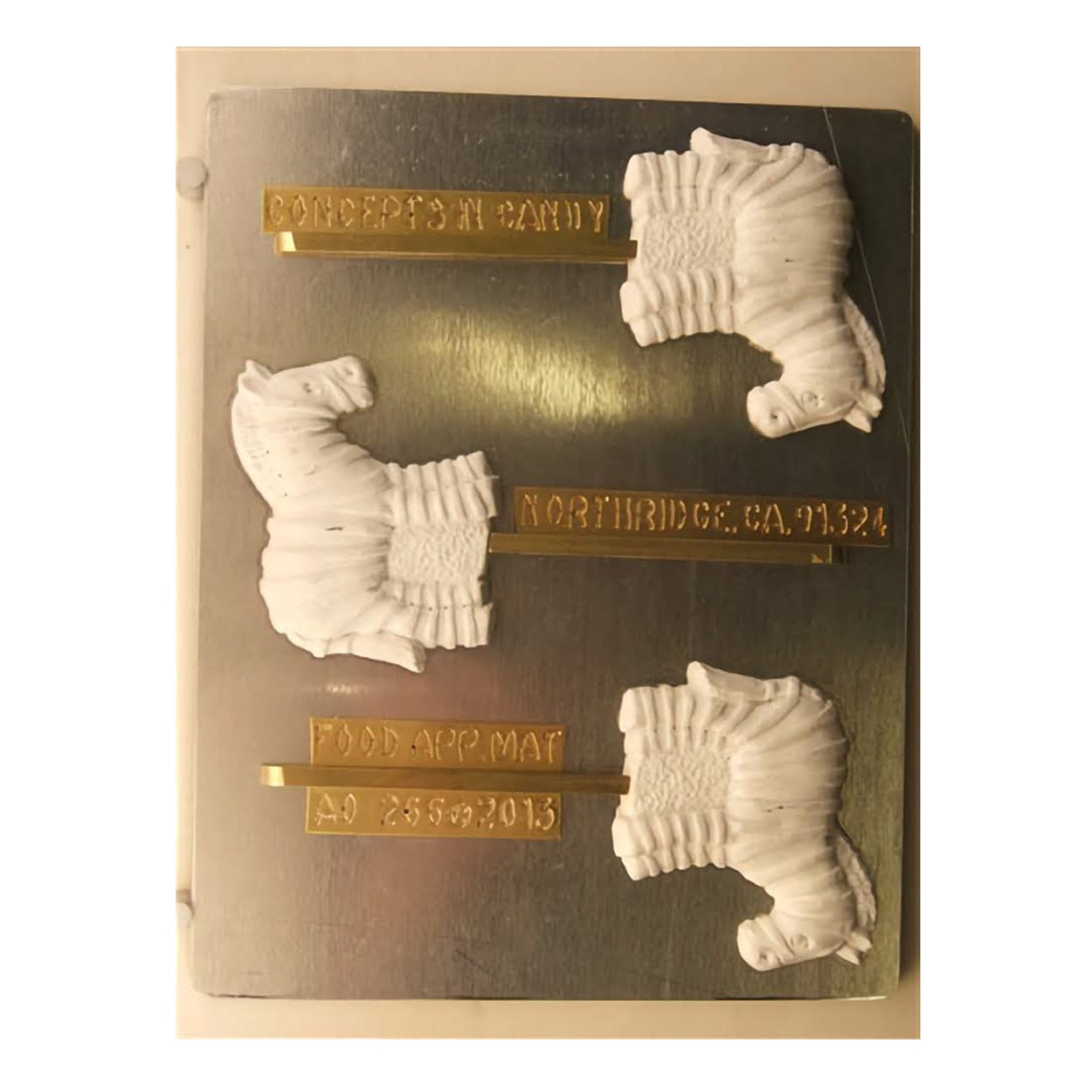 Lollipop mold featuring detailed zebra heads, designed for crafting zebra-shaped suckers, suitable for themed parties or animal-lover’s events.