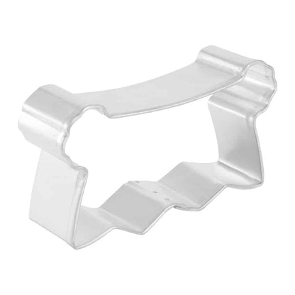 Side view of the banner cookie cutter, highlighting its depth and sturdy construction.