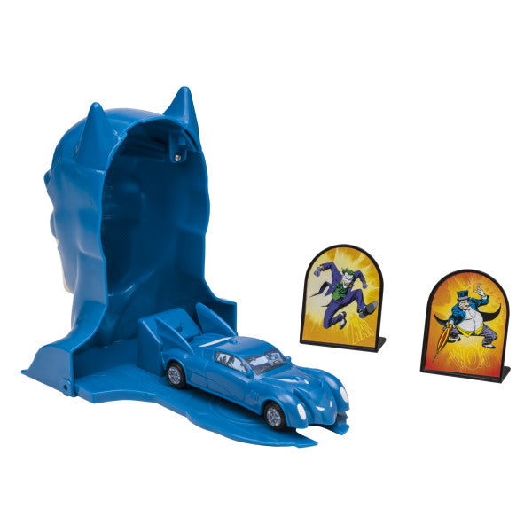 Batman™ To the Rescue Cake Topper Set